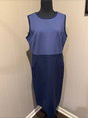 B44 Lands' End Women’s 14 Two-Tone Navy and Royal Blue Sleeveless Midi Dress